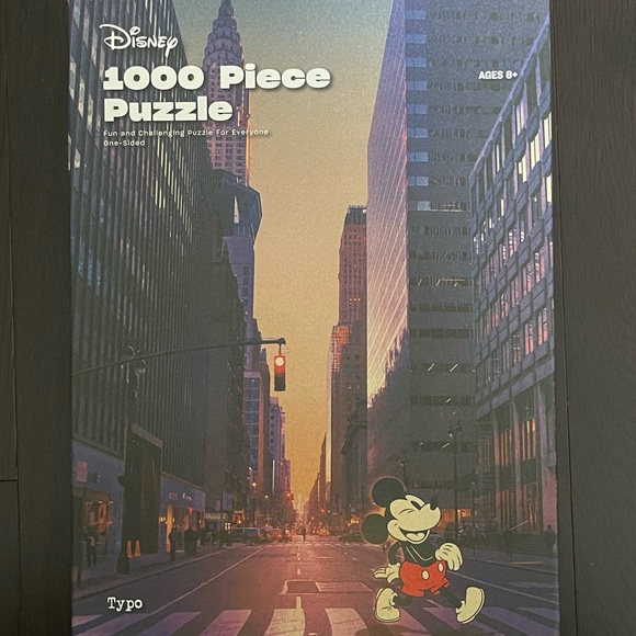 Disney NYC Mickey Typo Puzzle (1000 pieces) - Picture 1 of 2